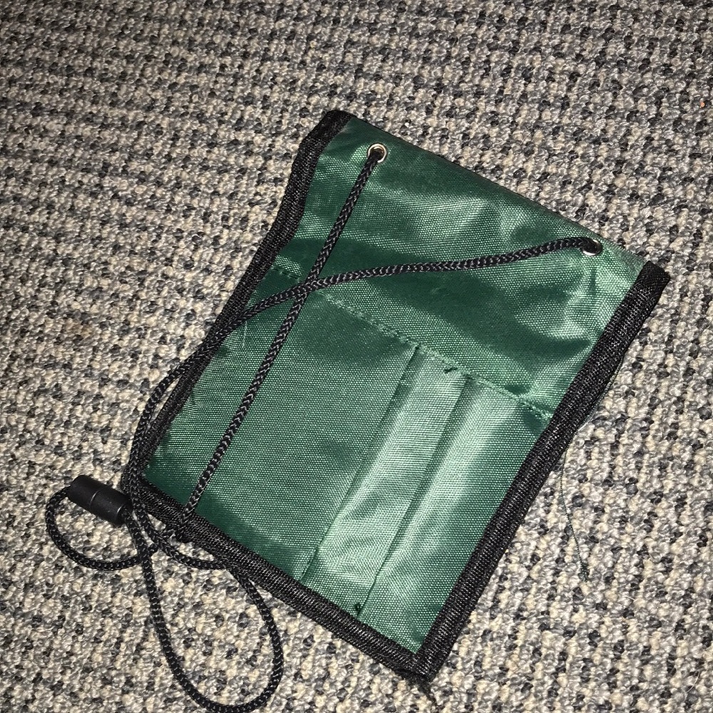 Michigan State Spartans Green Clear Badge‎ Wallet with Neck Strap - Picture 3 of 3